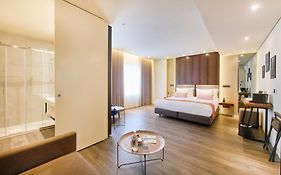 Hotel Moon & Sun  4*